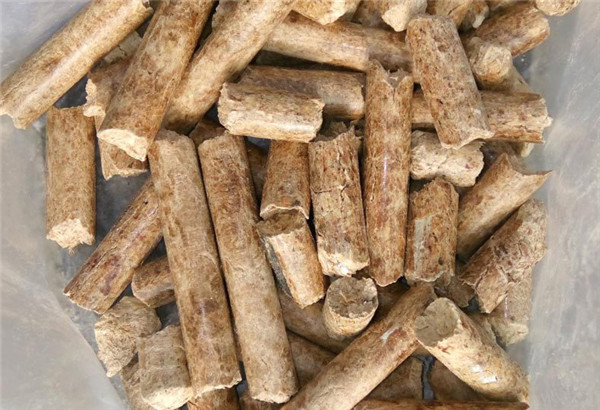 樟子松生物質(zhì)顆粒